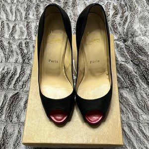 Christian Louboutin Very Prive Pumps